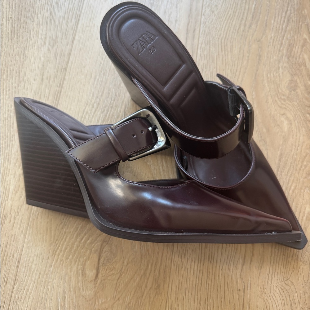 Zara Women's Dark Brown Pointed Mules